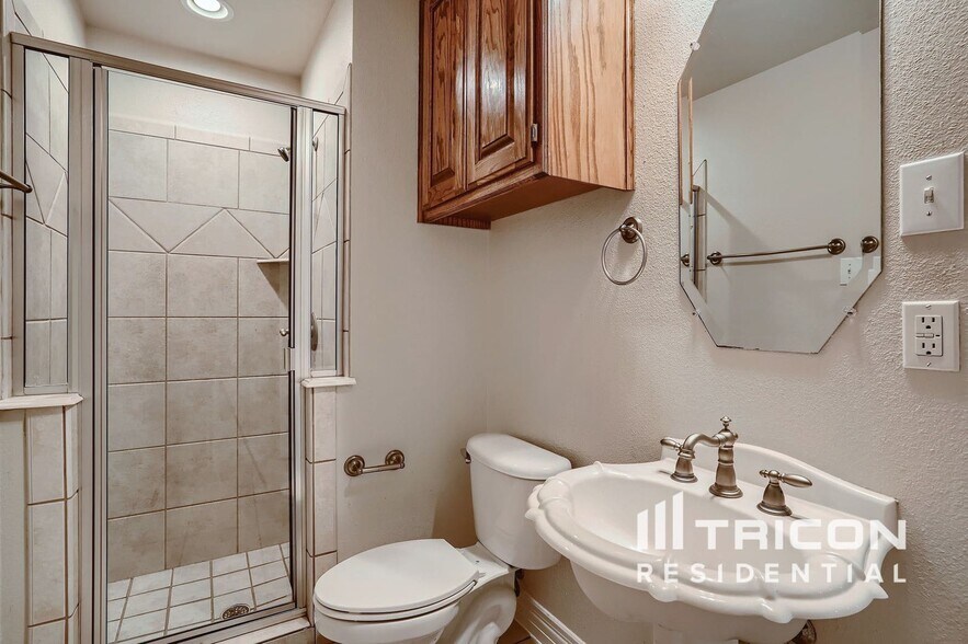 Building Photo - 12768 Taylor Frances Ln