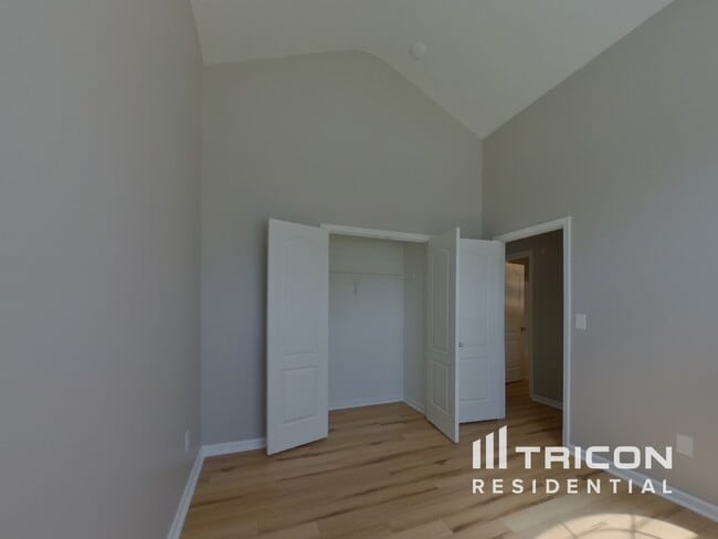 Building Photo - 6821 Parkers Crossing Dr