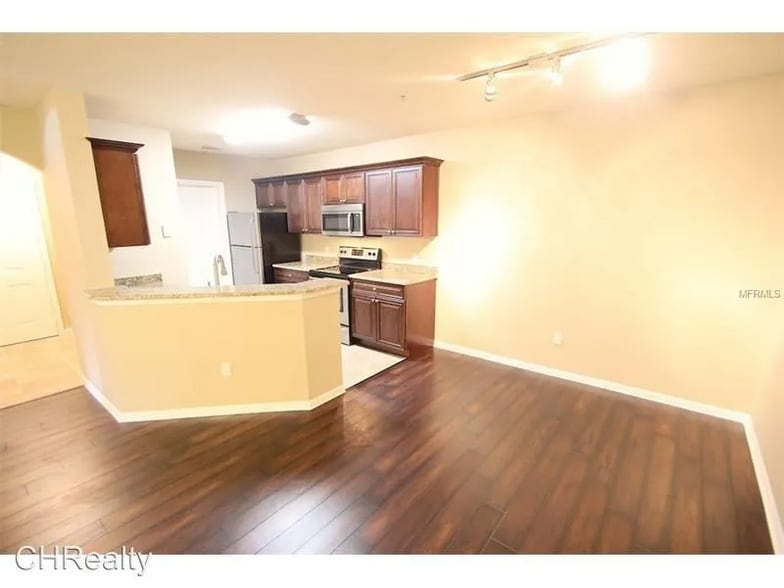 Building Photo - 6566 Swissco Dr