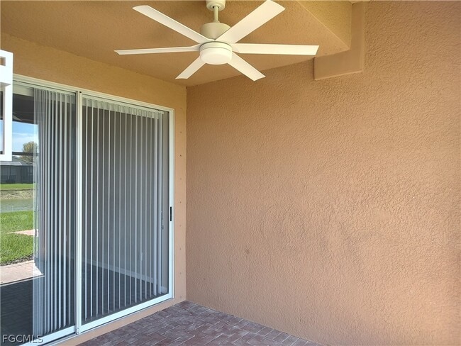 Building Photo - 2434 Laurentina Ln