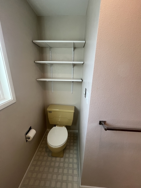 Building Photo - 841 Garden Dr