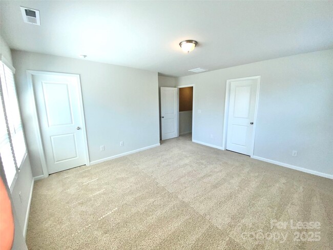 Building Photo - 8200 Waxhaw Hwy