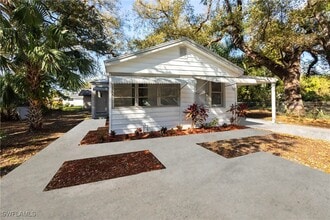 Building Photo - 2217 Dora St