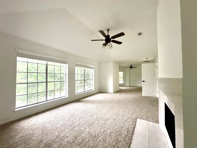 Building Photo - 24914 Aughton Ct