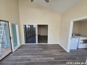 Building Photo - 4018 Sunrise Cove Dr