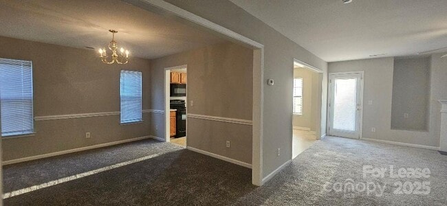 Building Photo - 537 Havenbrook Way NW