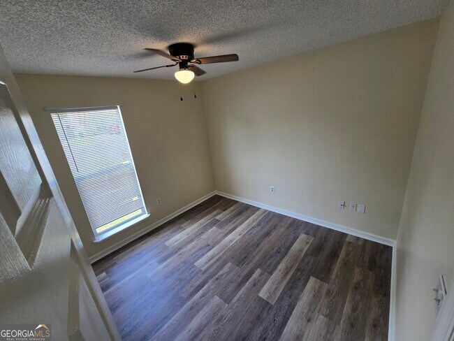 Building Photo - 106 Egret Ct