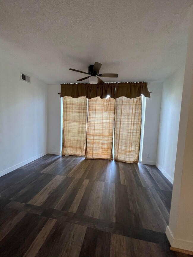 Building Photo - 7760 NW 50th St