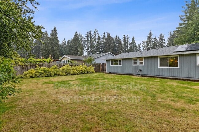 Building Photo - 5860 SW 191st Ave