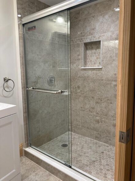 Building Photo - 146 Calumet St