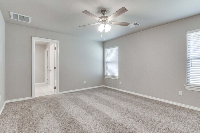 Building Photo - Modern New Construction in gated Delmar La...