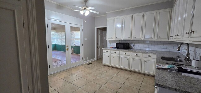 Building Photo - Red Oak Farm - Columbia County