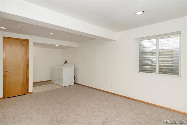 Building Photo - 748 Eaton Cir