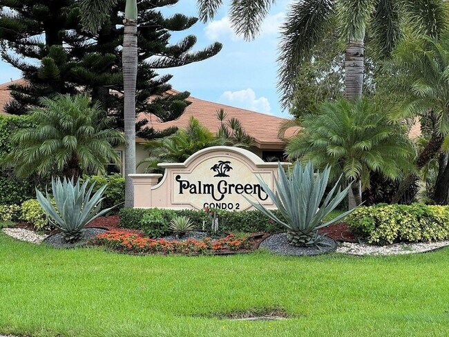 Building Photo - 5908 Viale Elizabeth