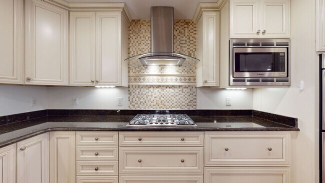 Building Photo - 202 Tidewater Dr