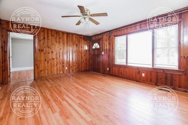Building Photo - 2045 NC-561