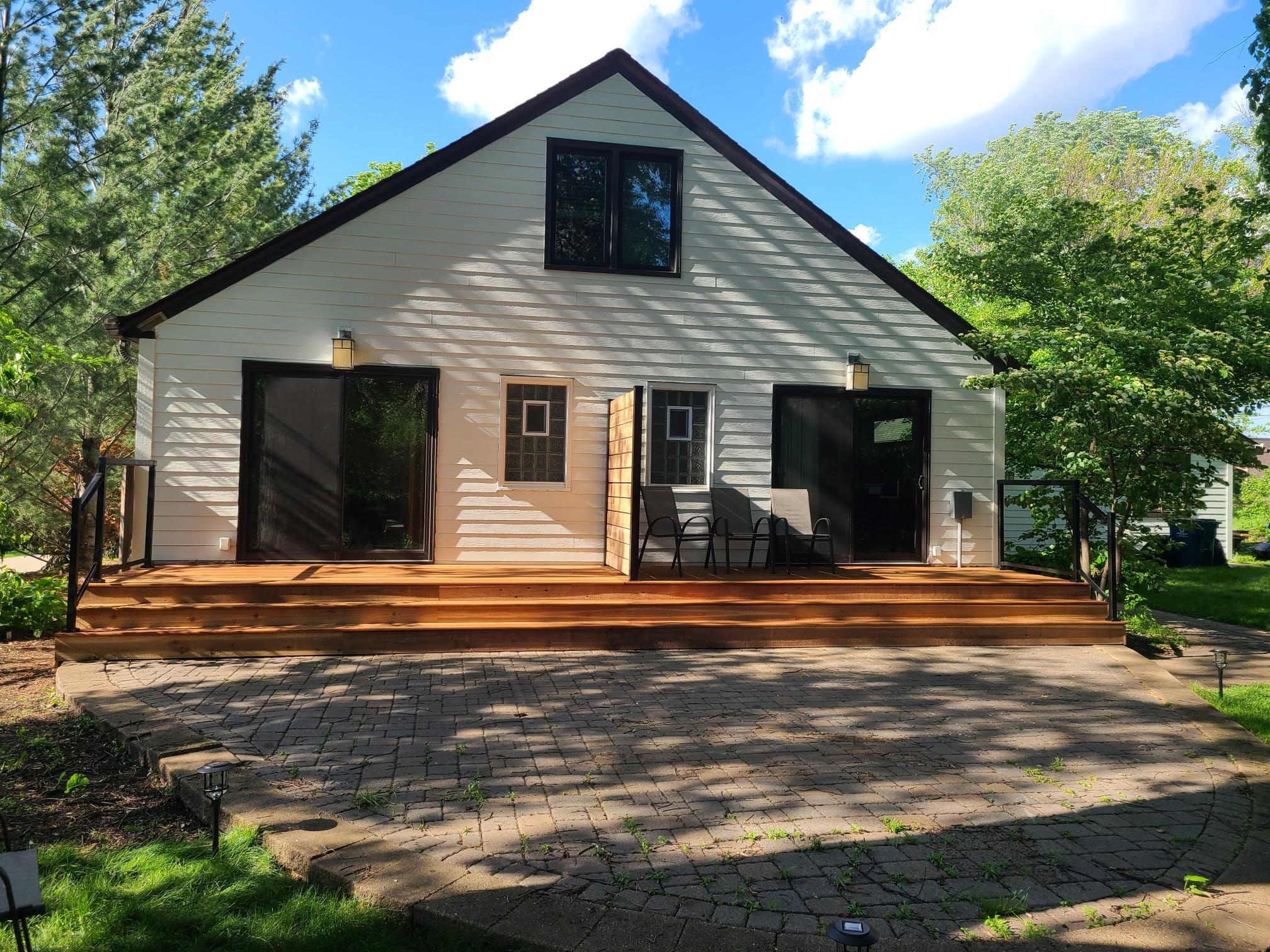 Building Photo - 5633 Saint Croix Ave N