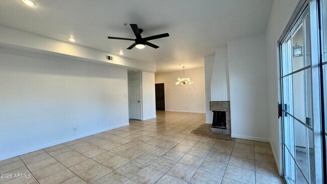 Building Photo - 11333 N 92nd St