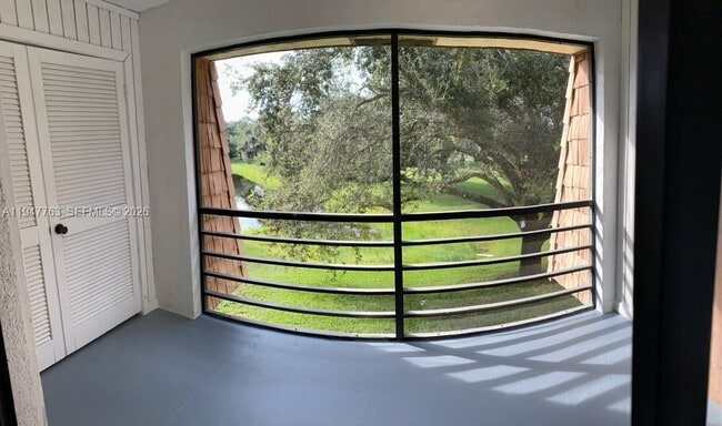 Building Photo - 4171 Oak Terrace Dr