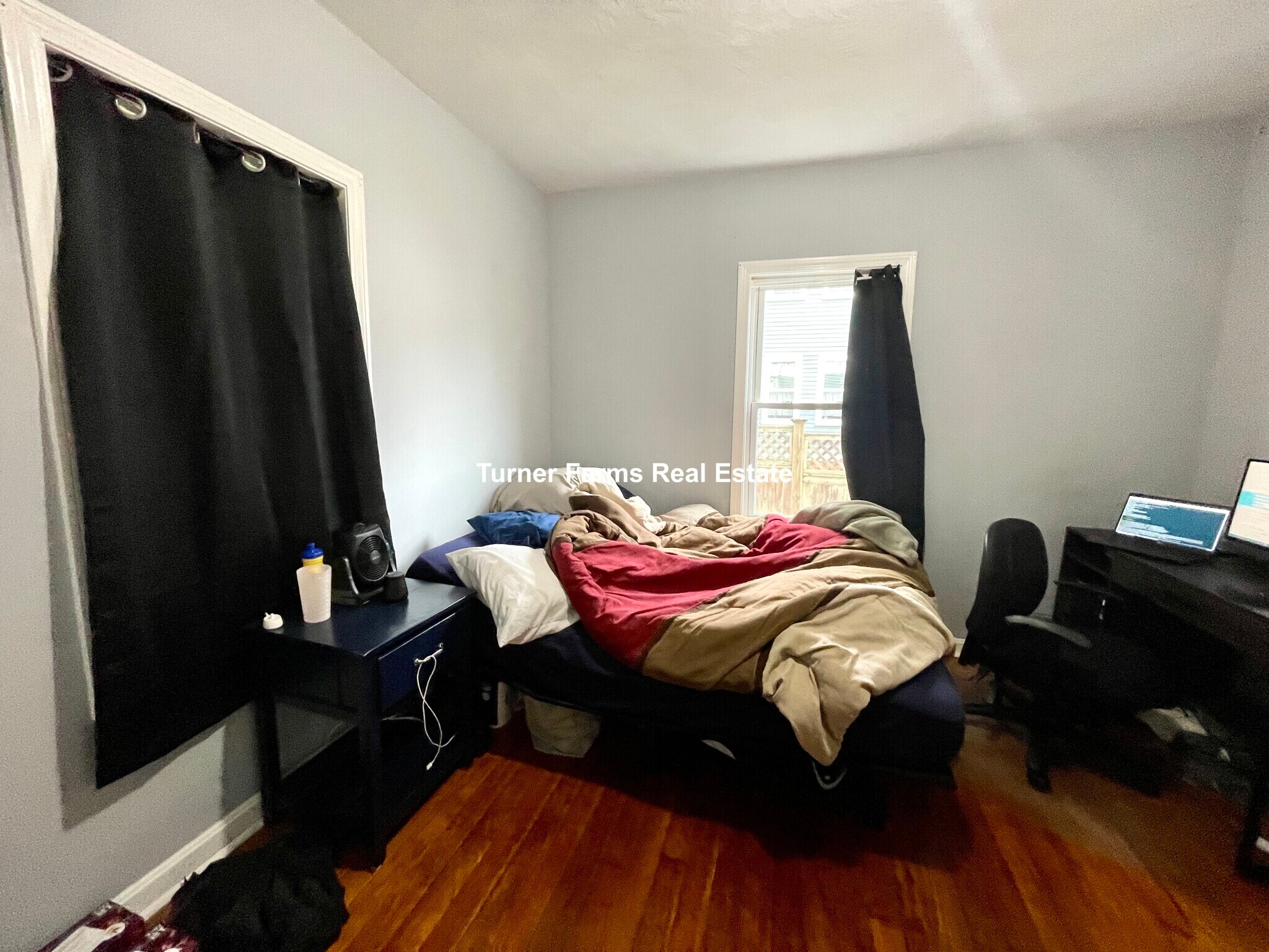 Building Photo - 48 Derby St