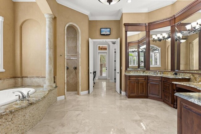 Building Photo - 13455 Bellaria Cir