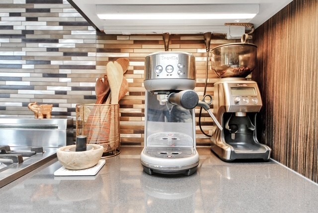 Building Photo - 1410 Hyde Park Blvd