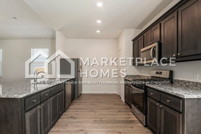 Building Photo - 10925 Gray Mare Dr