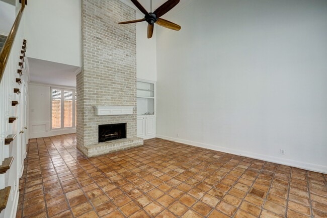 Building Photo - 2313 Nantucket Dr