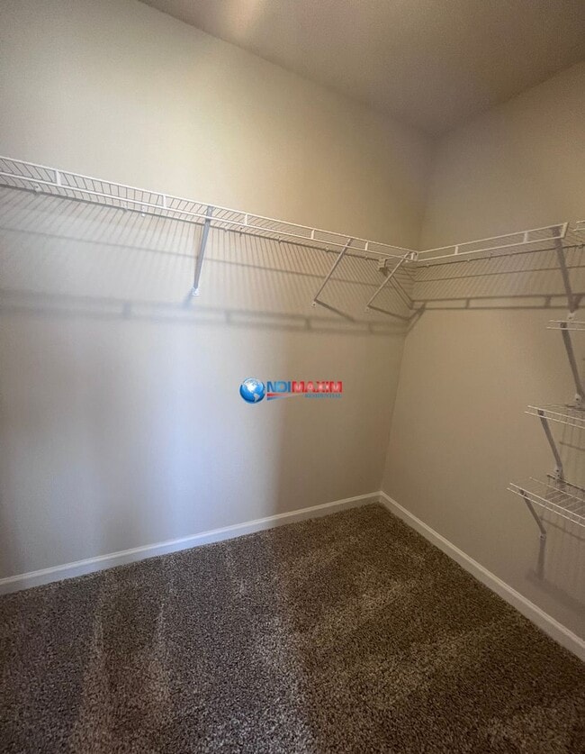 Building Photo - 4-bedroom house in gated community in Lawrenceville