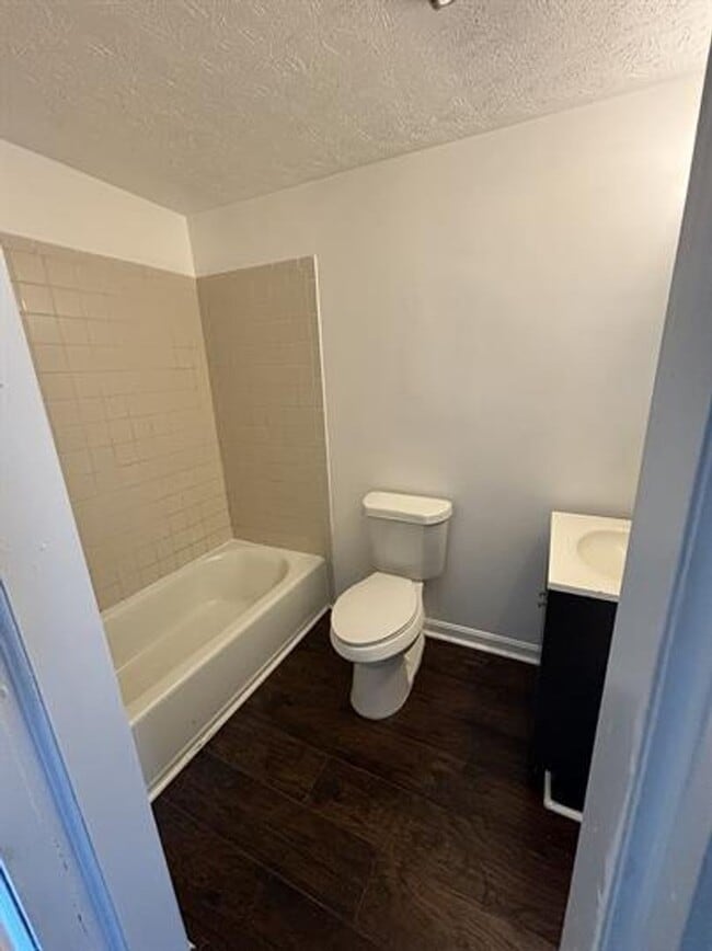 Building Photo - 5 bedroom/3 bath Home for rent in 15236