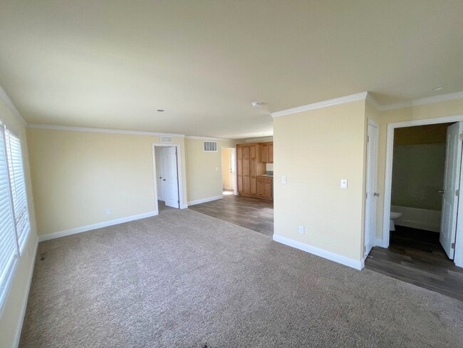 Building Photo - 4200 Maslona Dr