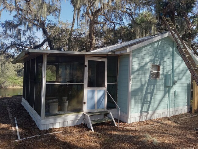 Building Photo - 412 Tut N Lue Rd