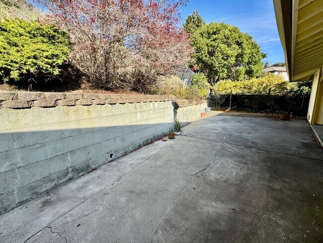 Building Photo - 4367 Nelson Dr