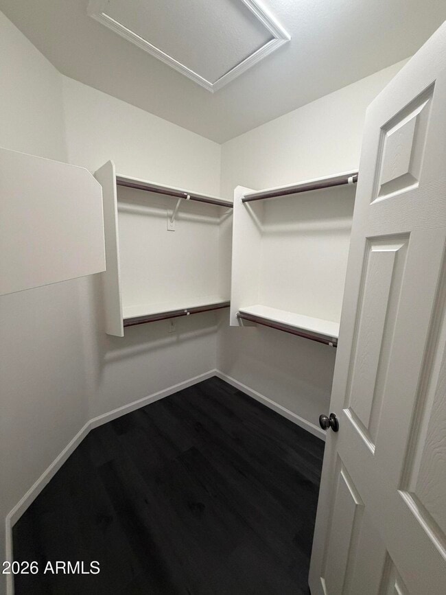 Building Photo - 4455 E Peach Tree Dr