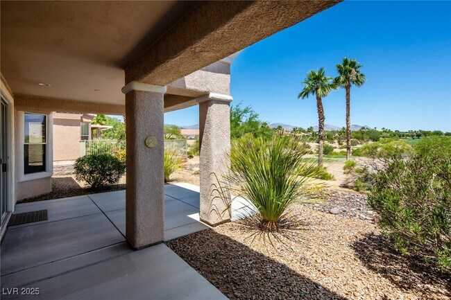 Building Photo - 10248 Santo Nina Ct