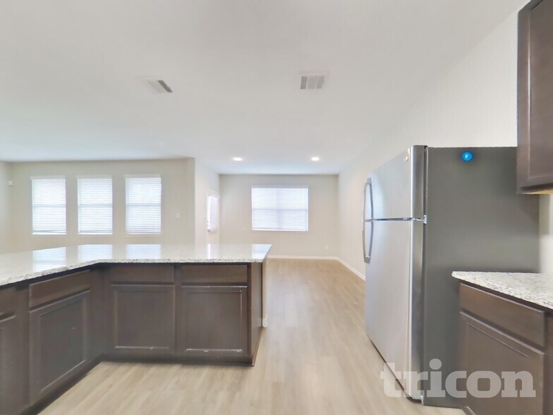 Building Photo - 17530 Greystanes Rd