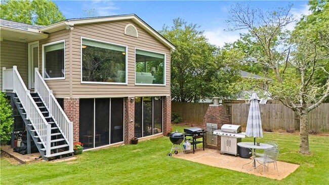 Building Photo - Charming Northside Opelika Home w/ Basement