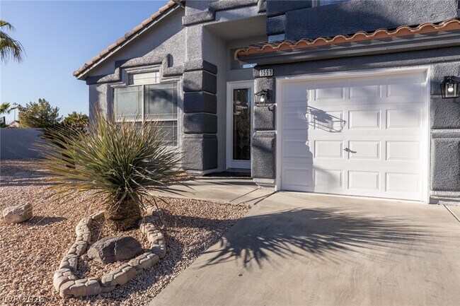 Building Photo - 1596 Bozeman Dr