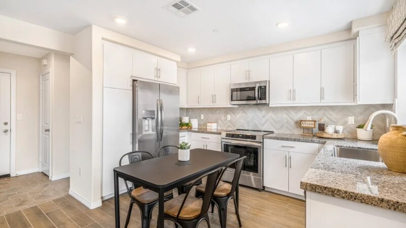 Building Photo - 7392 Fig Grv Ln