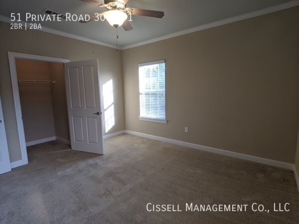 Building Photo - 51 Private Rd 3057