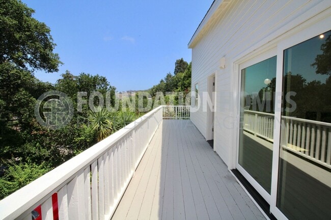 Building Photo - Tamalpais Valley Modern Gem with Forest Vi...