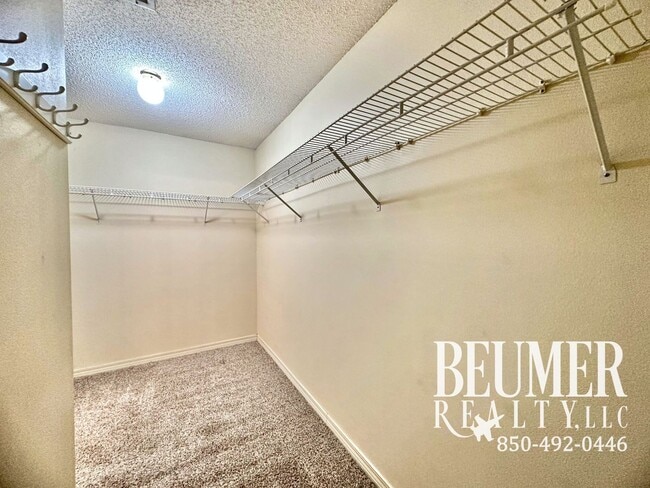 Building Photo - 3bd/2ba Home For Rent