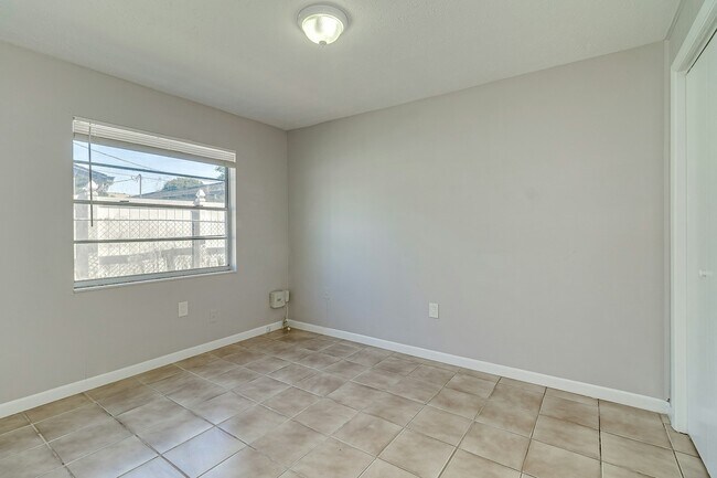 Building Photo - 8727 N 50th St