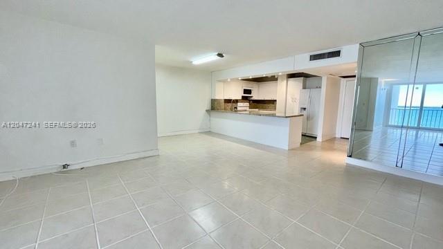 Building Photo - 6450 Collins Ave