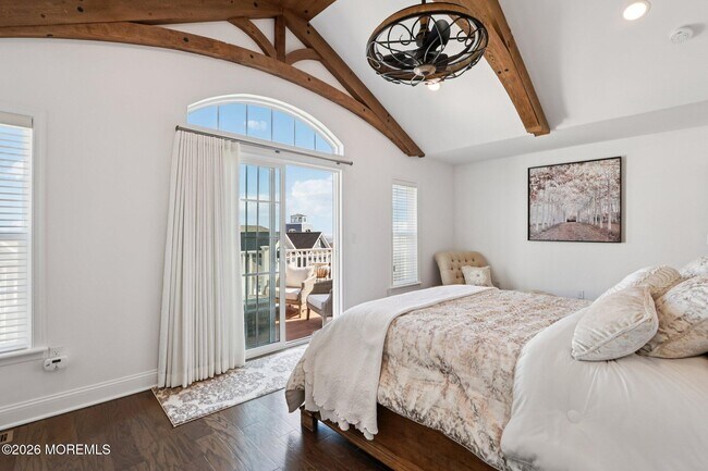 Building Photo - 13 Halfmoon Ct