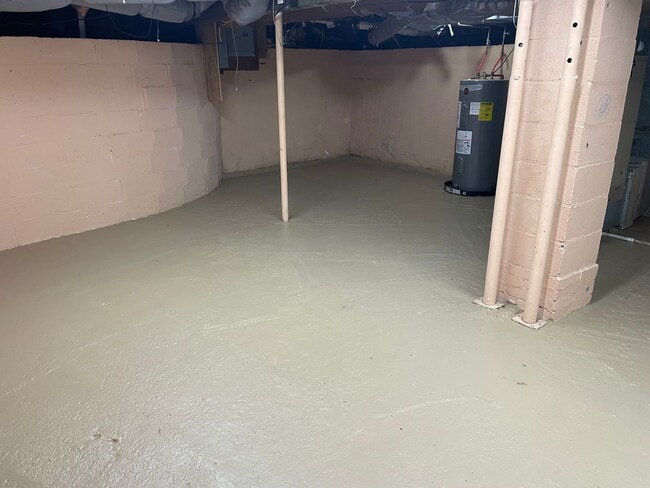 Building Photo - 435 Roan St