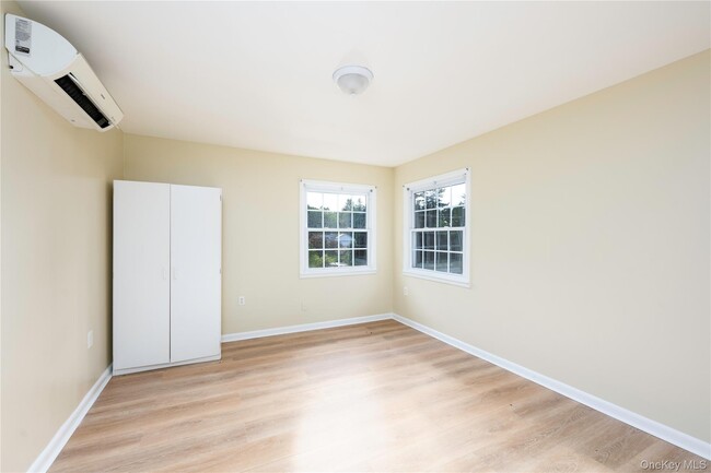 Building Photo - 71 Arthursburg Rd