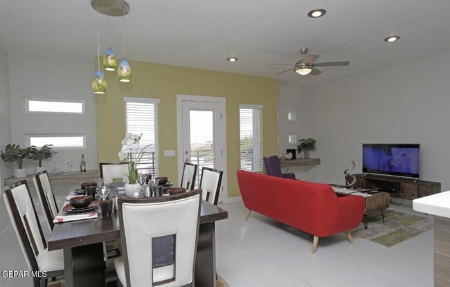 Building Photo - 5545 Buckley Dr