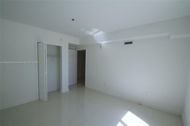 Building Photo - 6362 Collins Ave