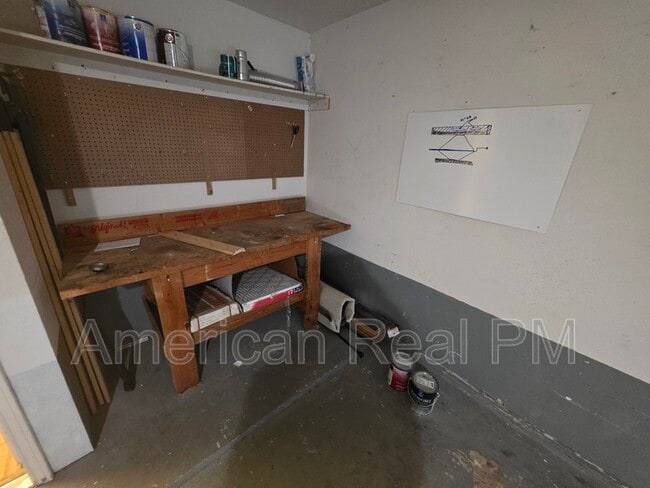 Building Photo - 8209 Bulrush Dr